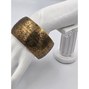 Vintage Wide Brass Etched Bangle Bracelet Floral Filigree Gold Tone Cuff